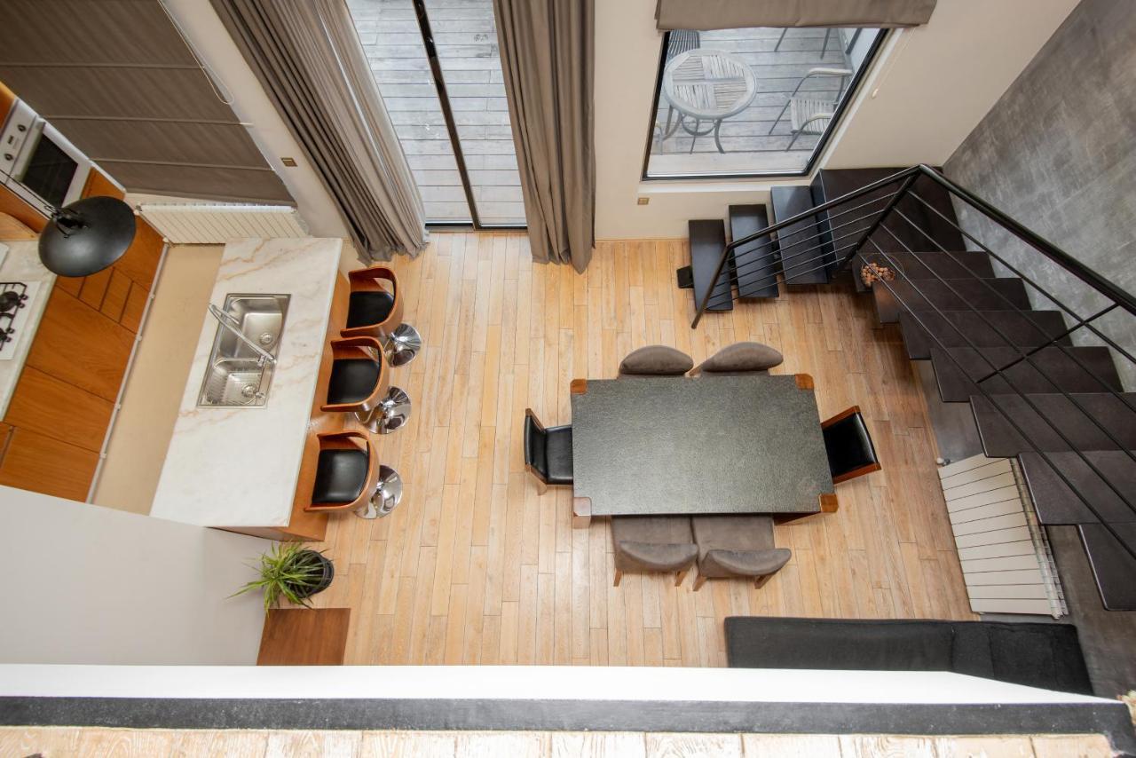 Luxury 4 Bedroom Apartment #1 In The City Center Of Tbilisi Exterior photo